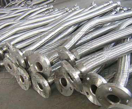 香港機(jī)場赤鱲角<a href=http://www.ruanguan.xin target=_blank class=infotextkey>金屬軟管</a>板盒補(bǔ)償器