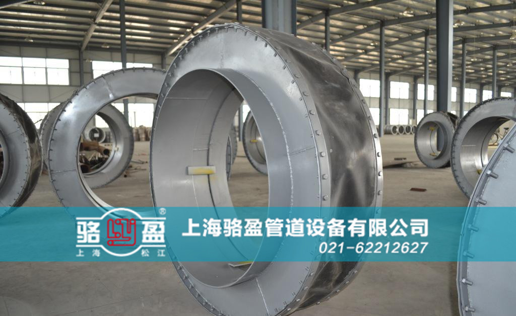 <a href=http://m.cqdghx.com target=_blank class=infotextkey>非金屬補償器</a>生產(chǎn)車間